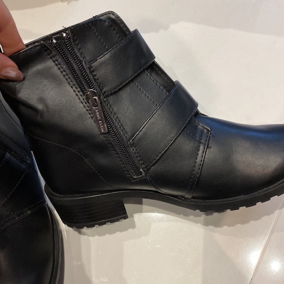 Anne Klein brand new boots - Picture 3 of 6